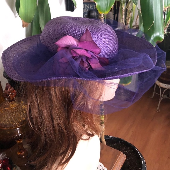 Vintage Wide Brim Purple Straw Derby Hat l main image 4
